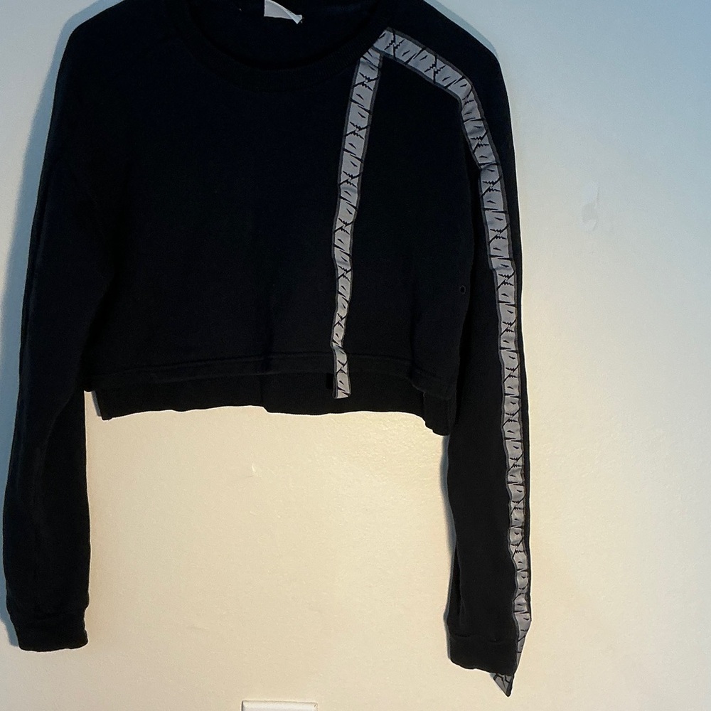 Gymshark Black Crew Neck Sweatshirt